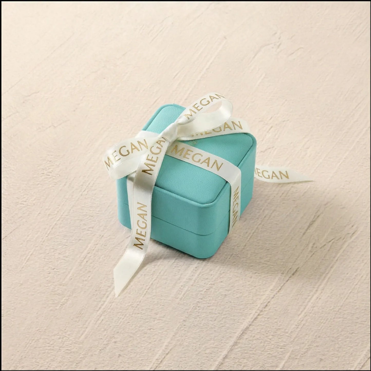 Alternating Baguette Ring in Gold