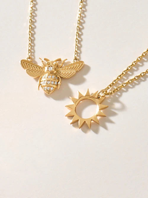 collections/necklaces