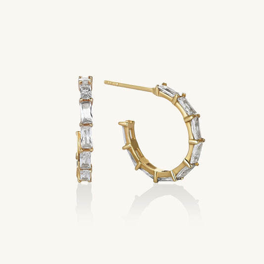 Alternating Baguette Earrings in Gold