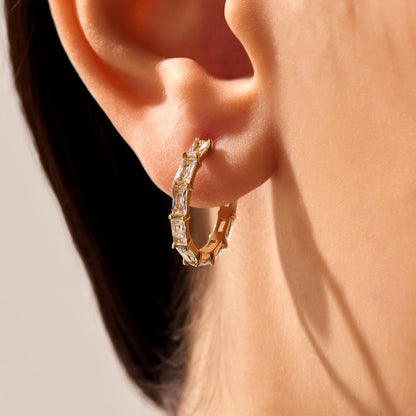 Alternating Baguette Earrings in Gold
