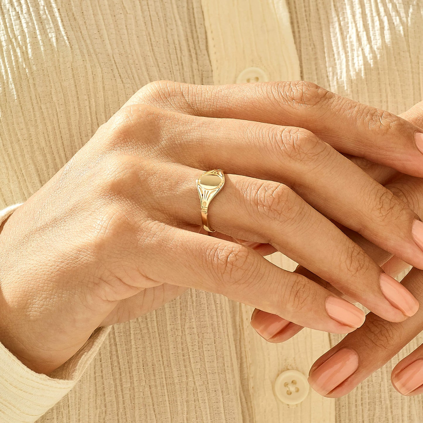 Antique Signet Ring in Gold