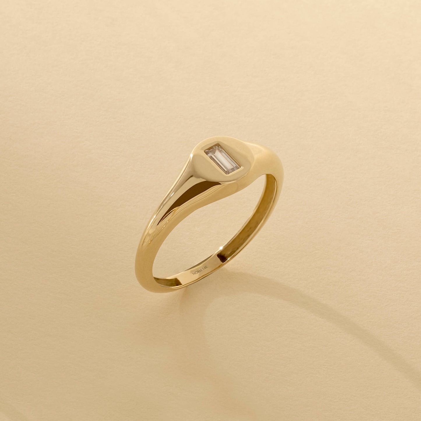 Baguette Signet Ring in Gold