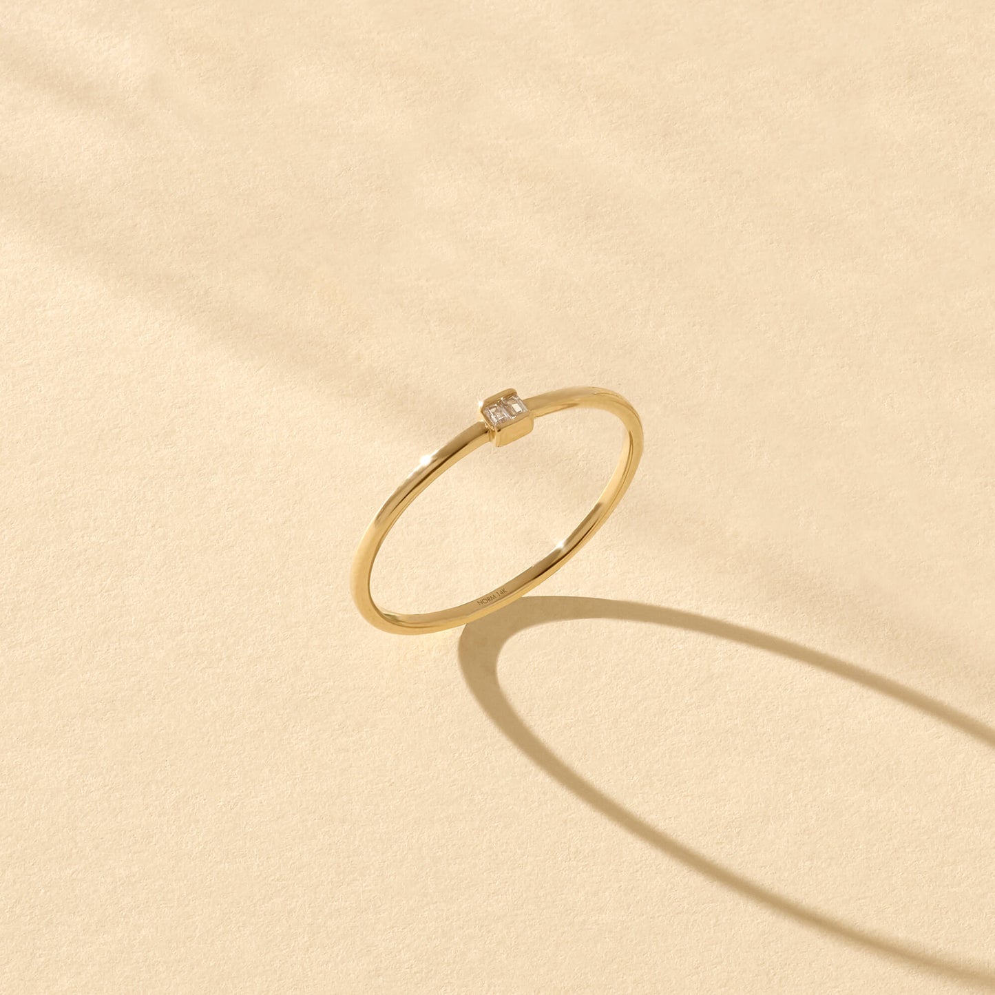 Basic Baguette Ring in Gold