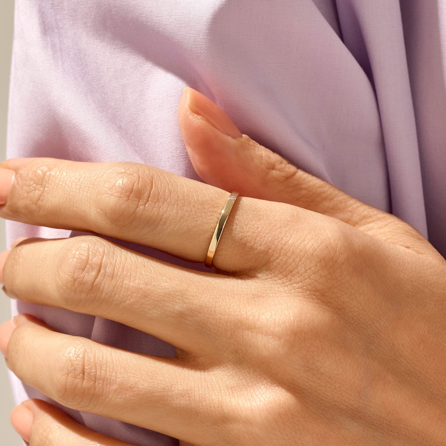 Basic Band Ring in Gold