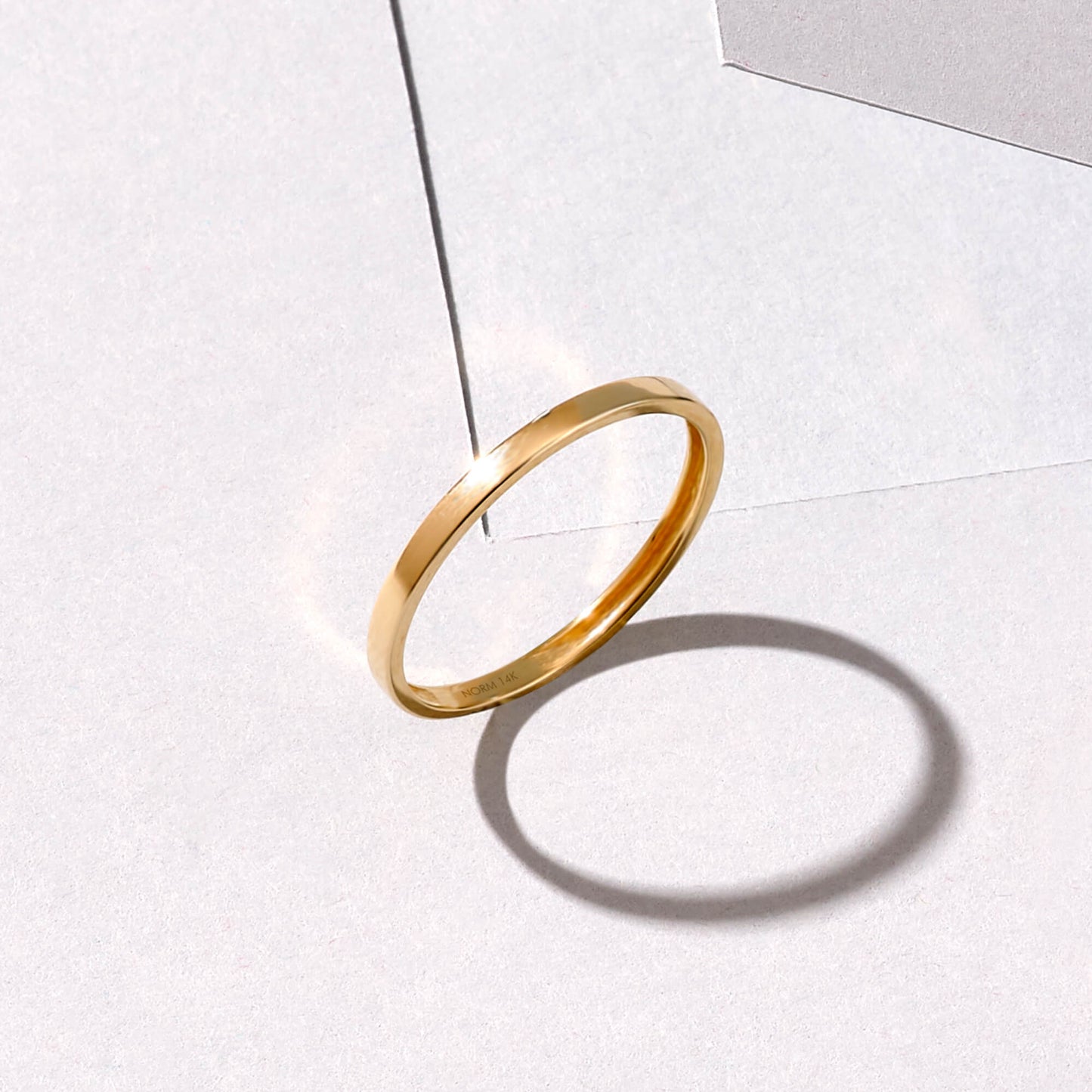 Basic Band Ring in Gold