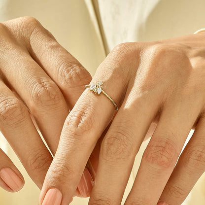 Bee Ring in Gold