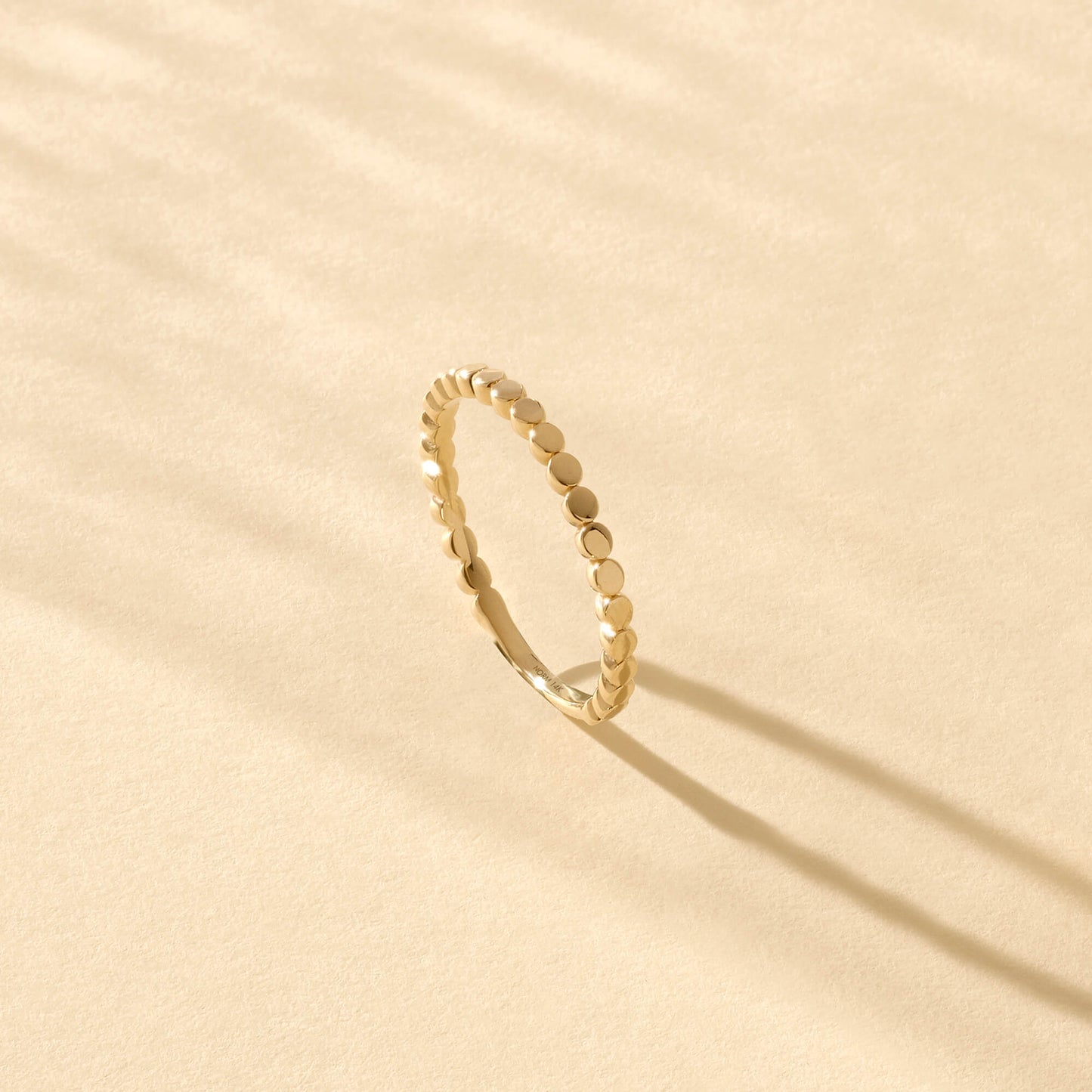 Bold Dot Ring in Gold