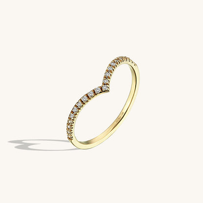 Minimal Curved Band Ring in Gold