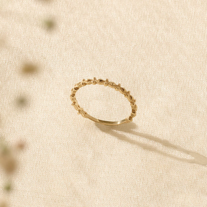 Dainty Prong Ring in Gold