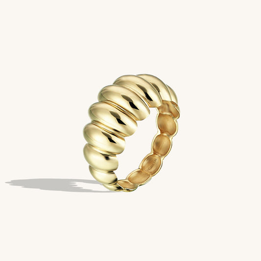 Dome Croissant Ring in Gold