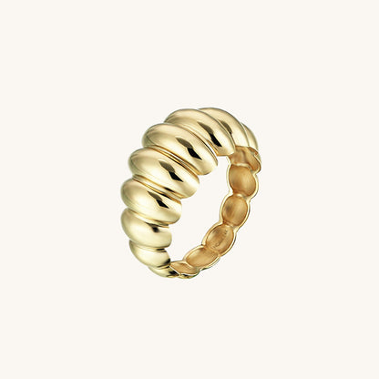 Dome Croissant Ring in Gold
