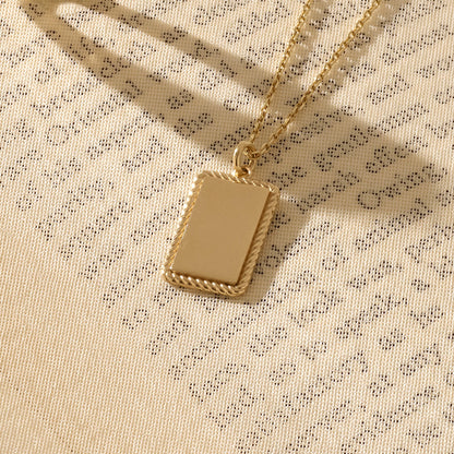 Engravable Necklace in Gold