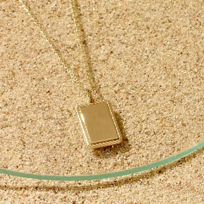 Engravable Necklace in Gold