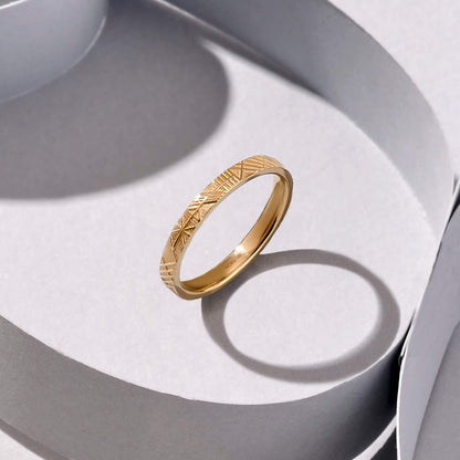 Geometric Band Ring in Gold