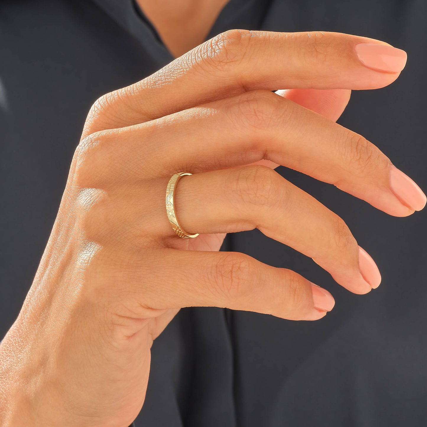 Geometric Band Ring in Gold