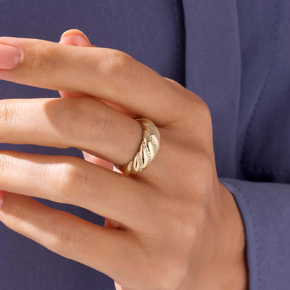 Iconic Pave Croissant Ring in Gold