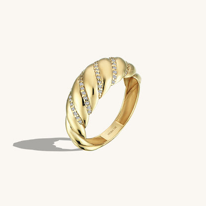 Iconic Pave Croissant Ring in Gold