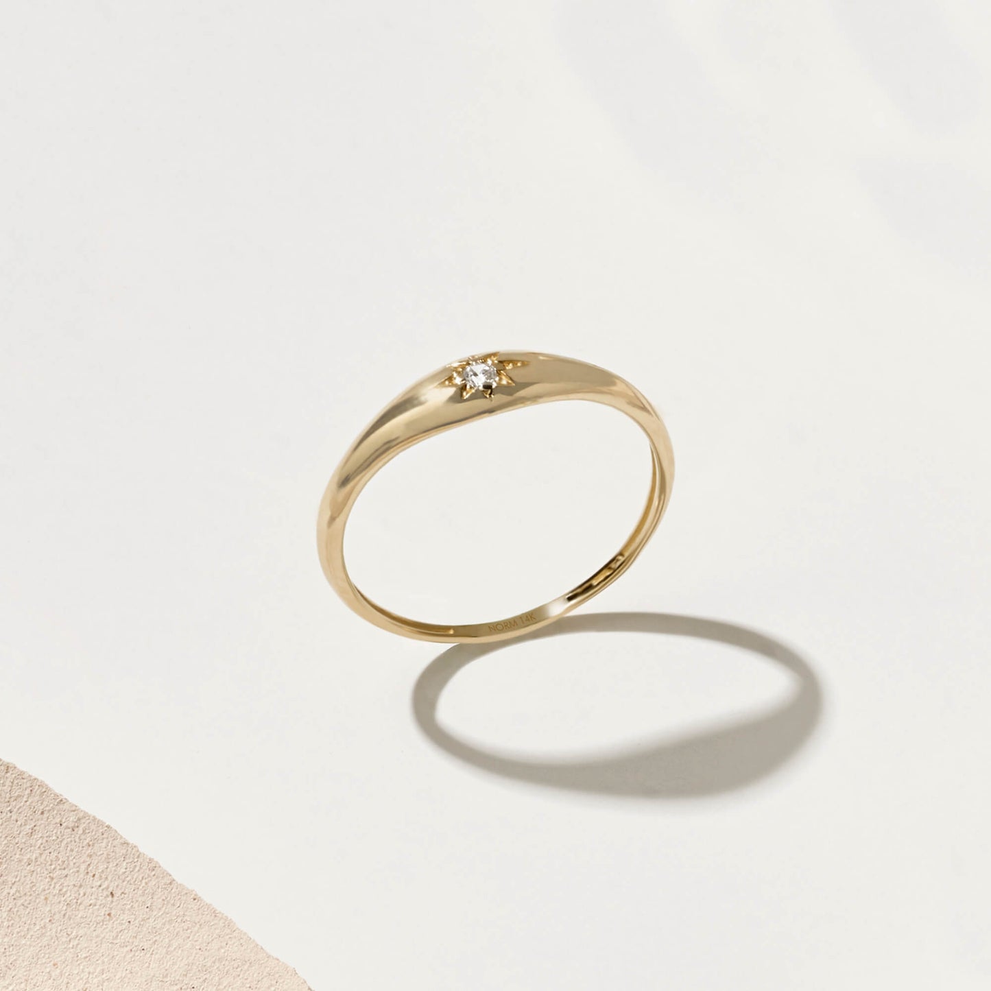 Iconic Signet Star Ring in Gold