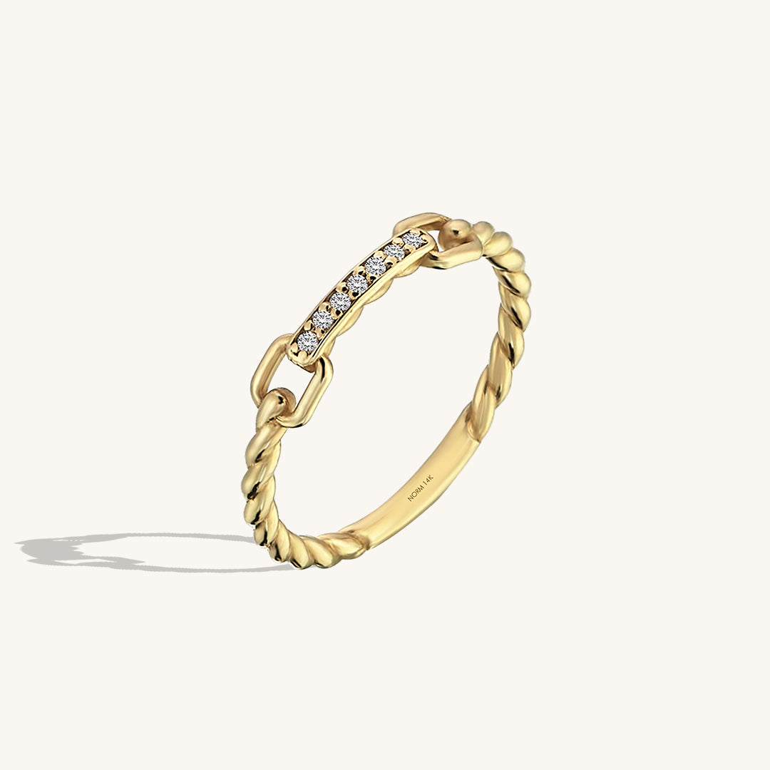Link Ring in Gold