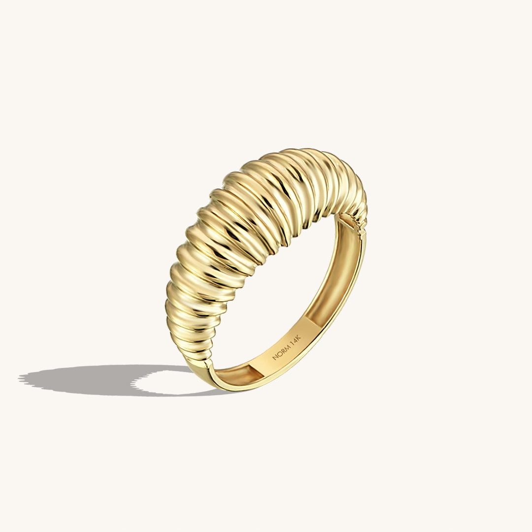 London Dome Ring in Gold