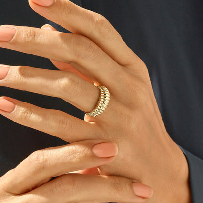 London Dome Ring in Gold