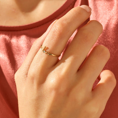 Love Script Ring in Gold