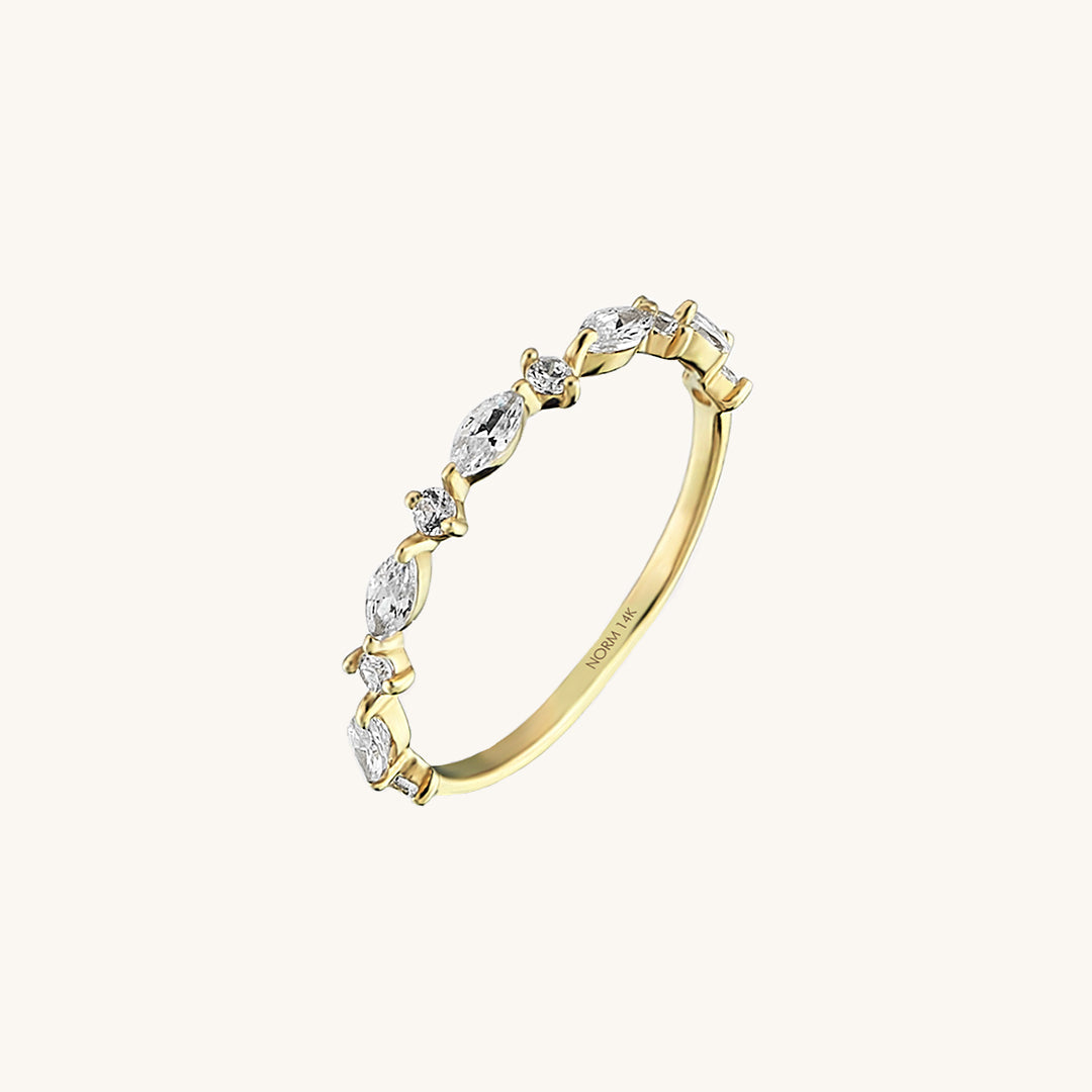 Marquise Band Ring in Gold
