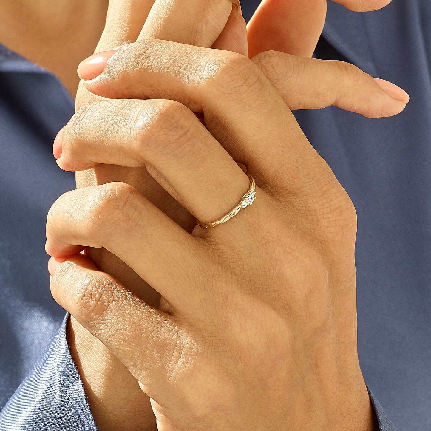 Diamond Minimal Twisted Solitaire Ring in Gold