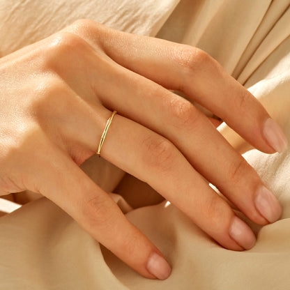 Minimalist Bamboo Ring in Gold