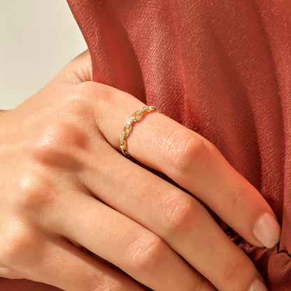 Open Link Ring in Gold