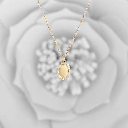 Oval Signet Necklace in Gold