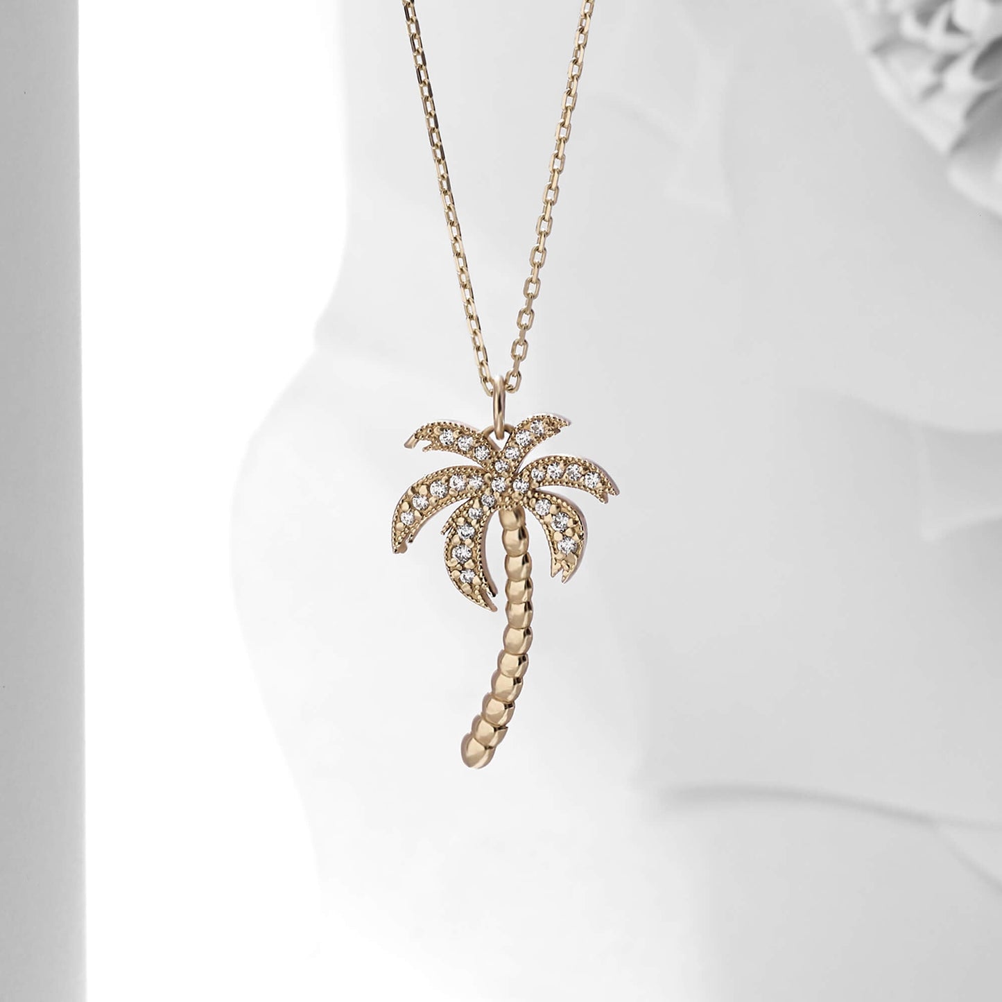 Palm Necklace in Gold