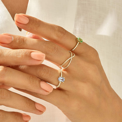 Paraiba Tourmaline Oval Solitaire Ring in Gold