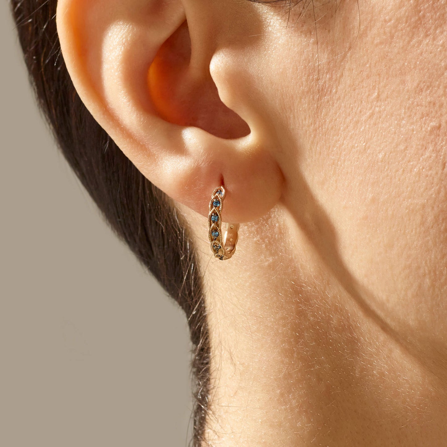 Premium Novella Earrings in Gold