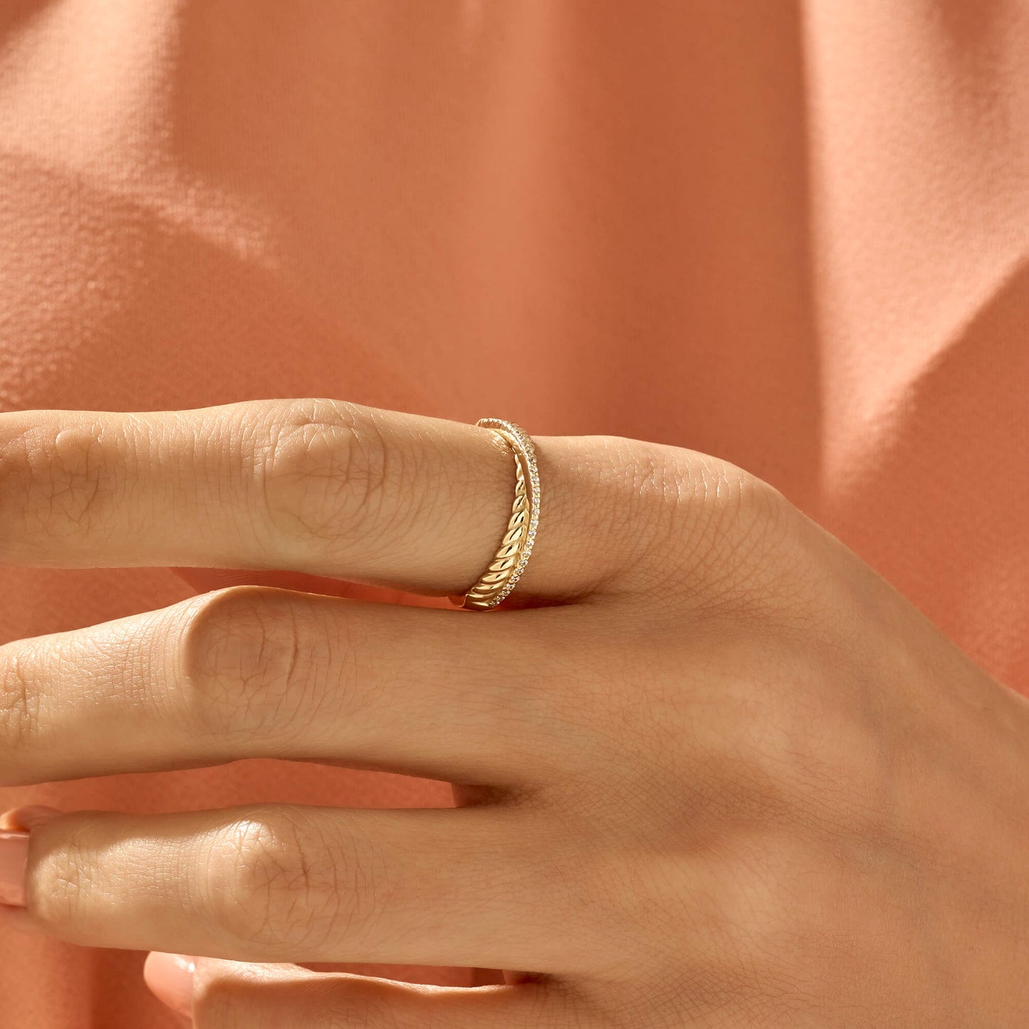 Premium Twisted Ring in Gold