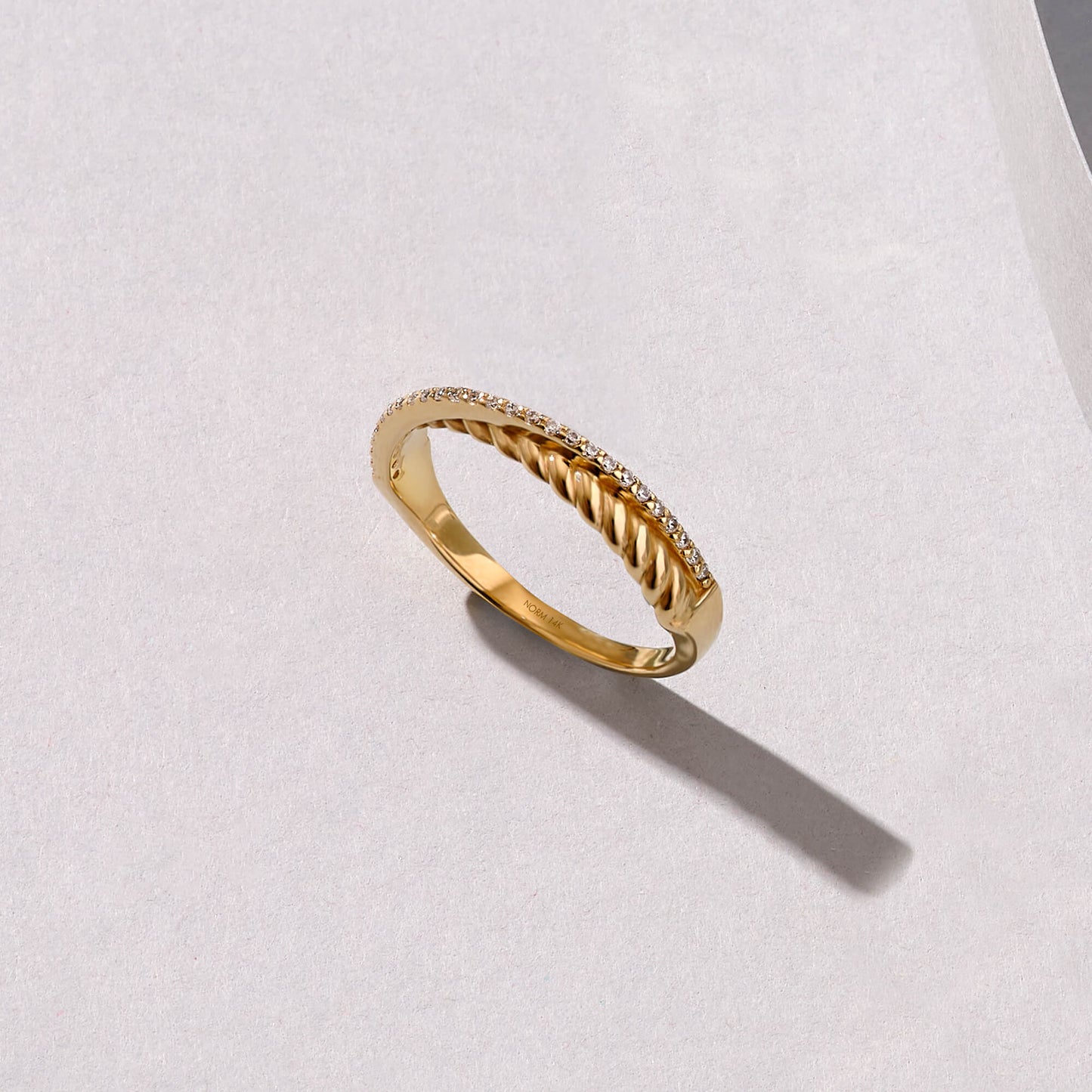 Premium Twisted Ring in Gold