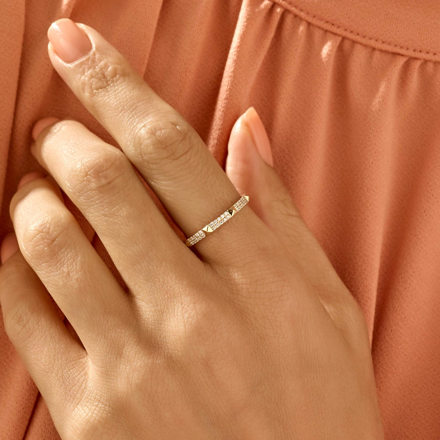 Pyramid Ring in Gold