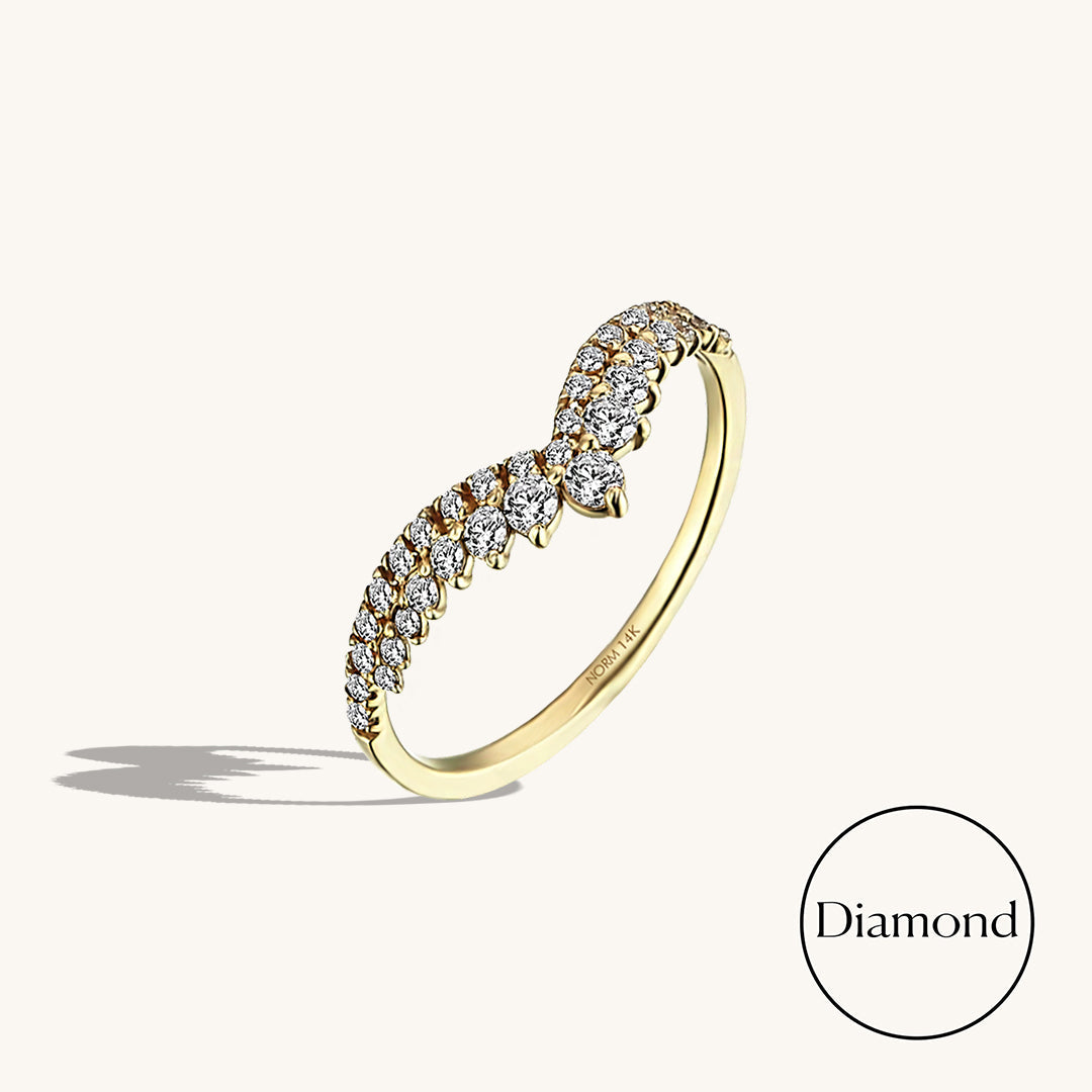 Diamond Royal Curve Ring in Gold