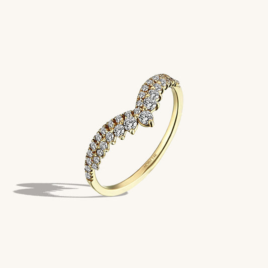 Royal Curve Ring in Gold