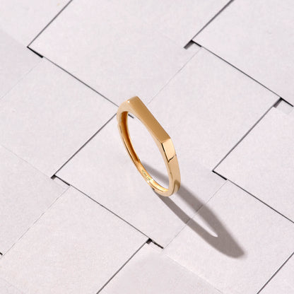 Bar Signet Ring in Gold