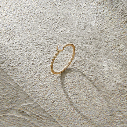 Solitaire Ring in Gold