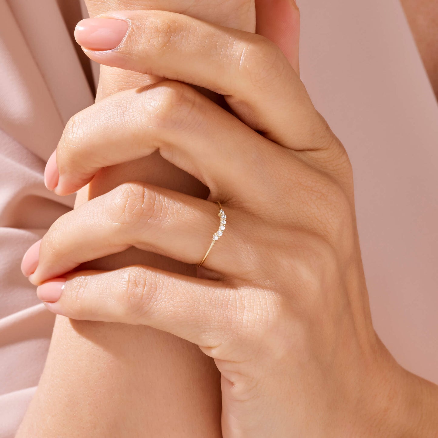 Stacking Curve Ring in Gold