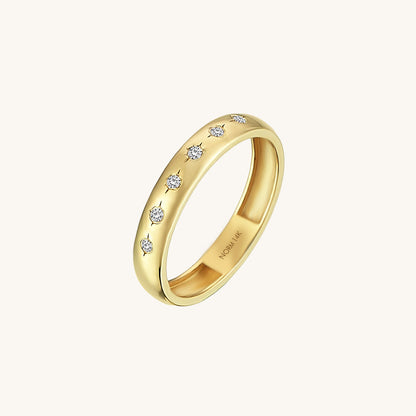 Star Wedding Ring in Gold