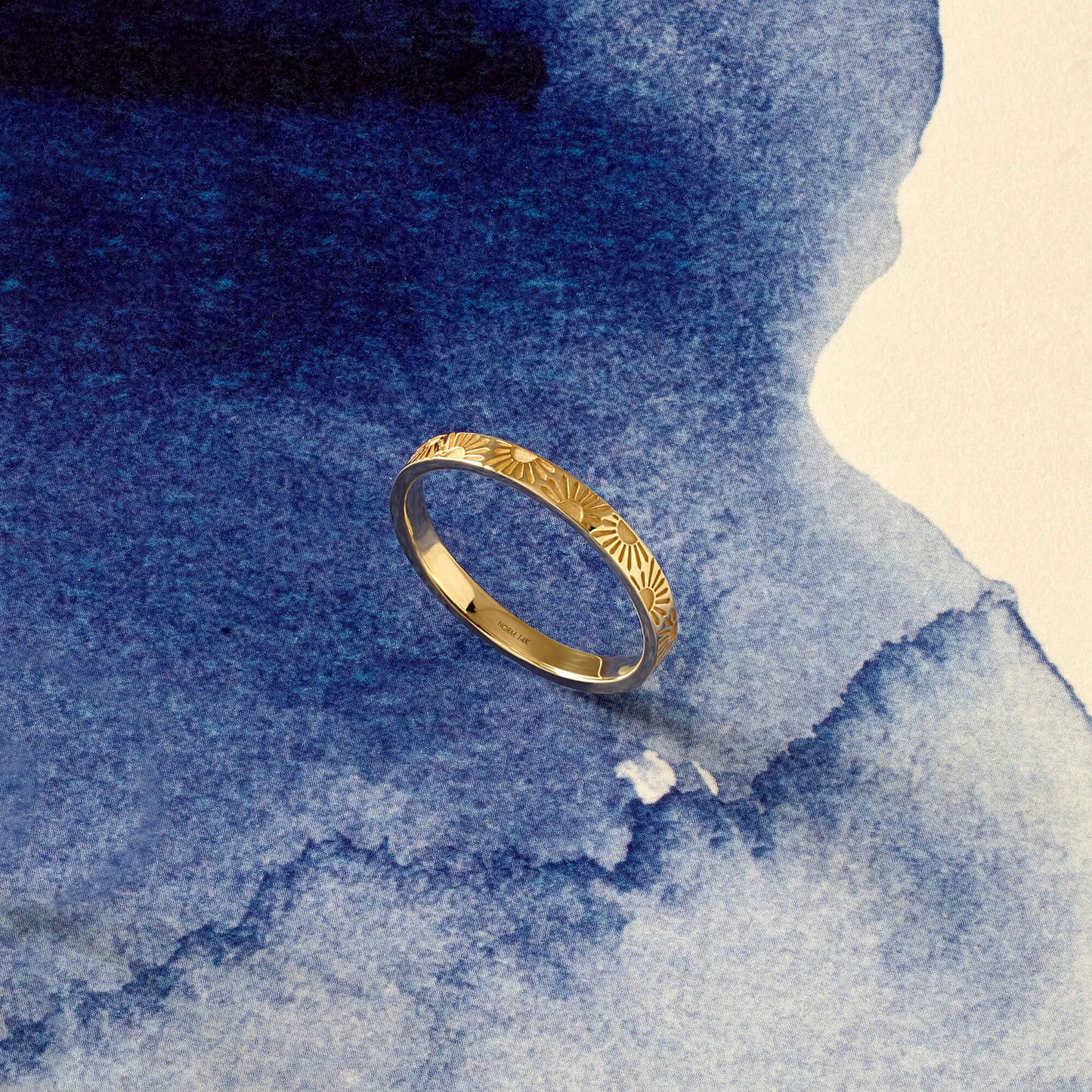 Sun Band Ring in Gold