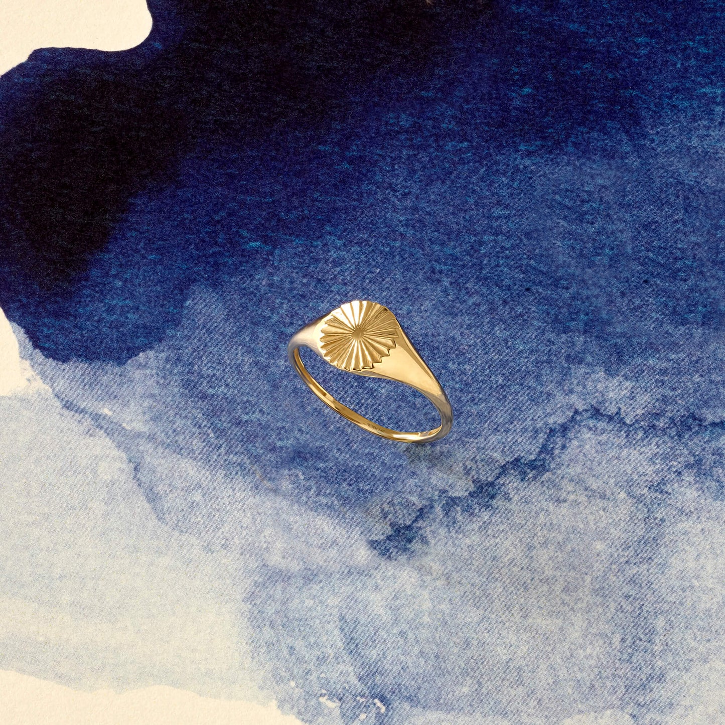 Sun Signet Ring in Gold