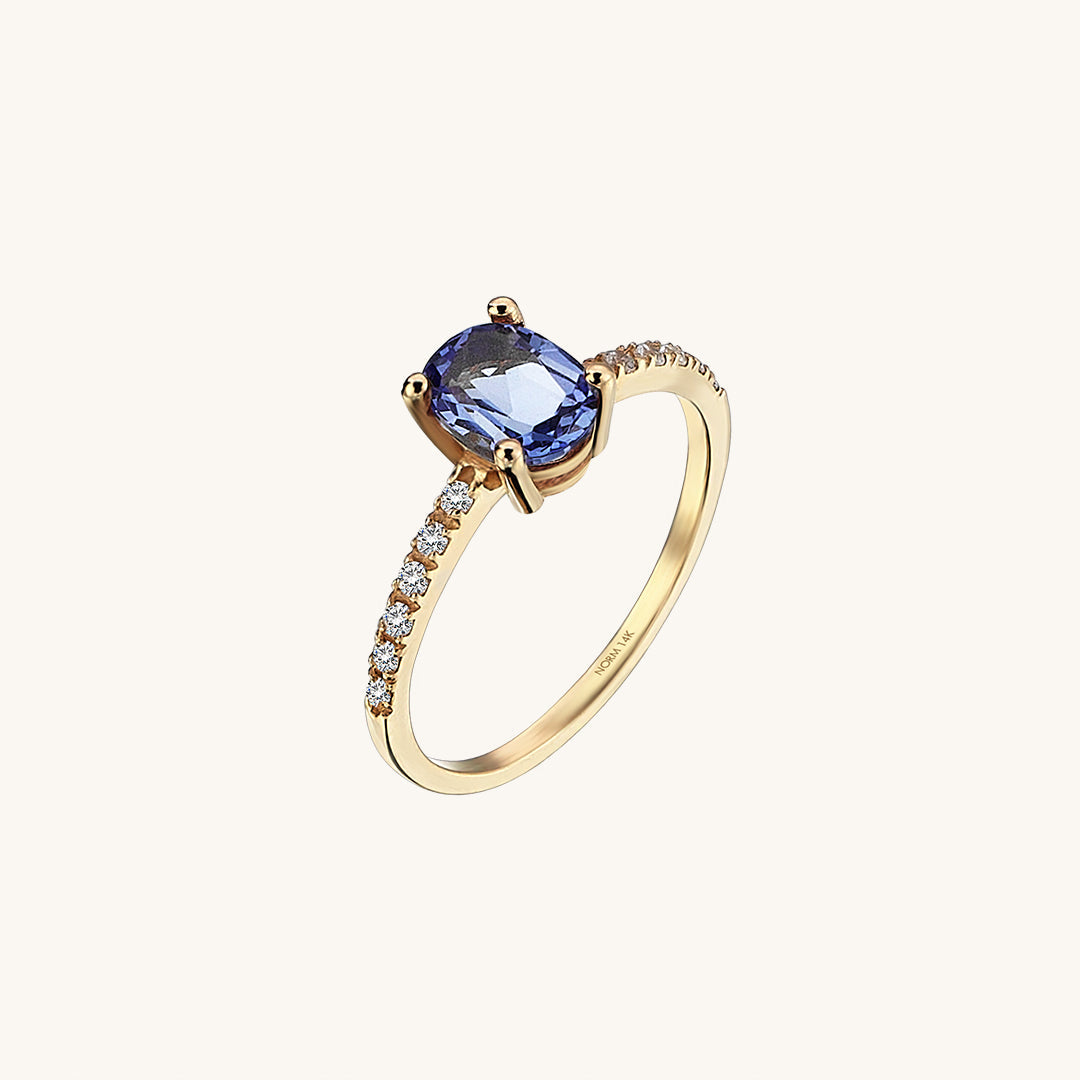 Tanzanite Oval Solitaire Ring in Gold