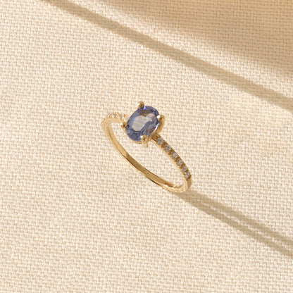 Tanzanite Oval Solitaire Ring in Gold