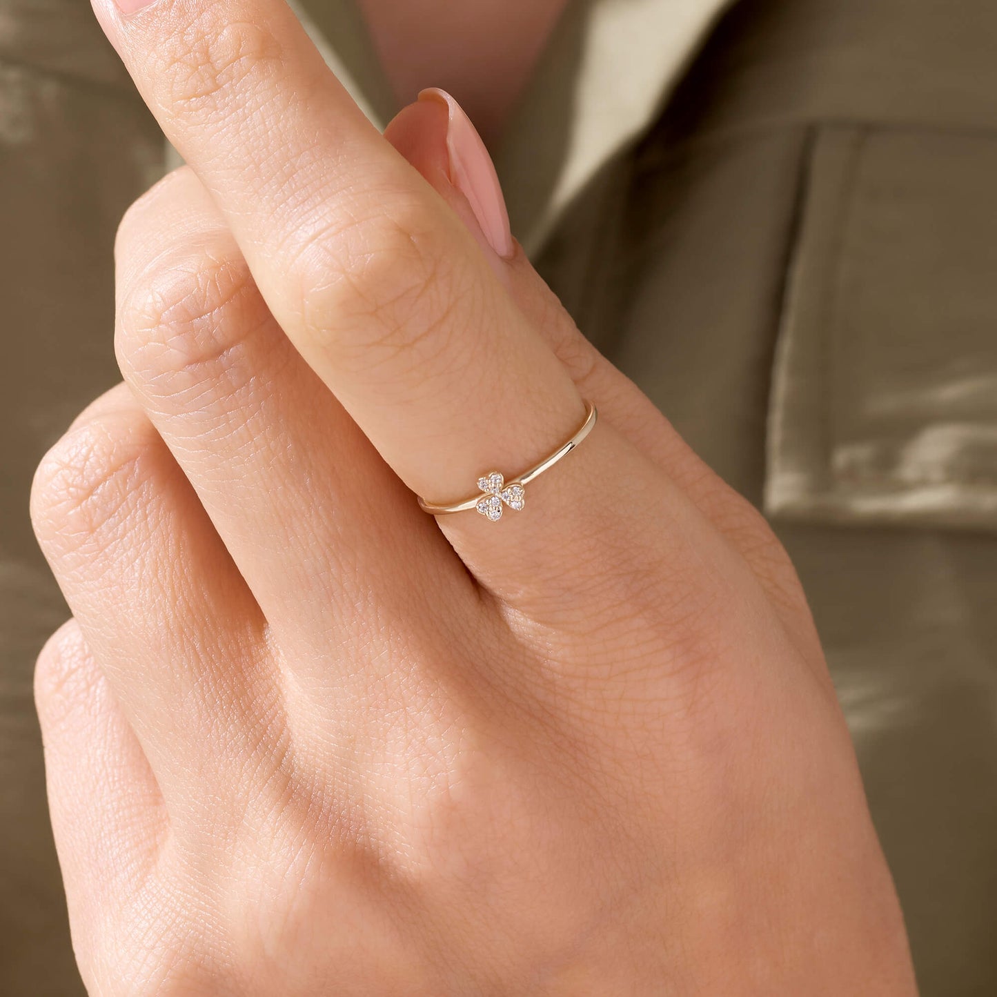Shamrock Ring in Gold