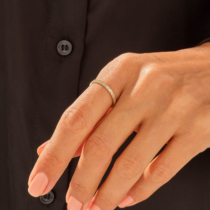 Triangle Band Ring in Gold