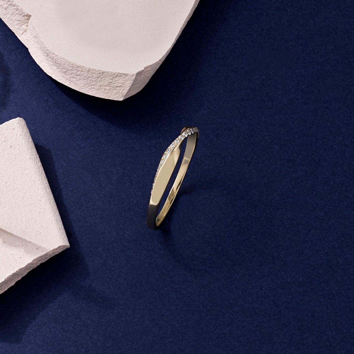 Twist Pave Band Ring in Gold